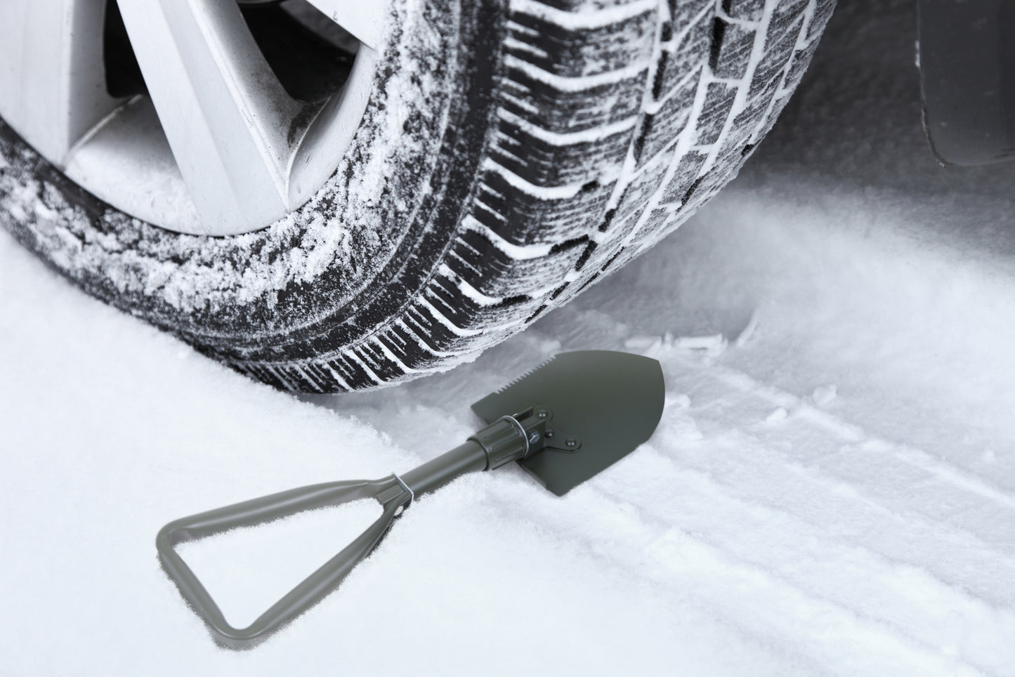 AAA SEVERE WEATHER ROAD KIT